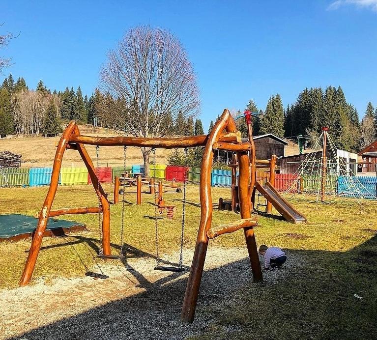 Apartman Strazny Exteriör bild